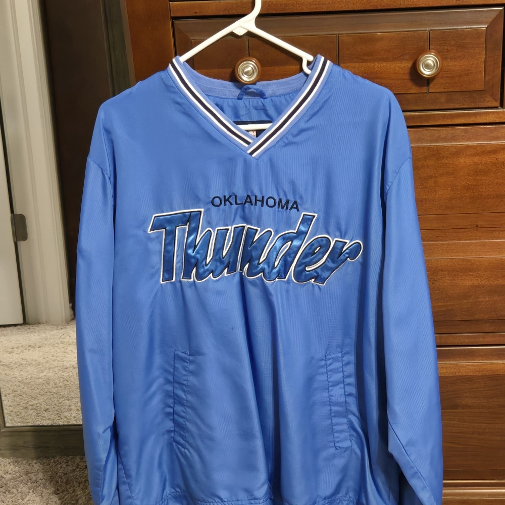 Thunder clothing lot - Picture 7 of 10